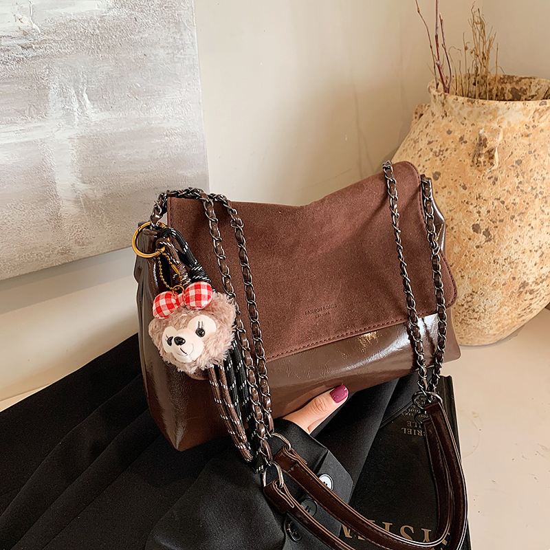 Autumn and winter popular oil wax leather large for women 2025 new matte tote bag, high-end chain crossbody bag