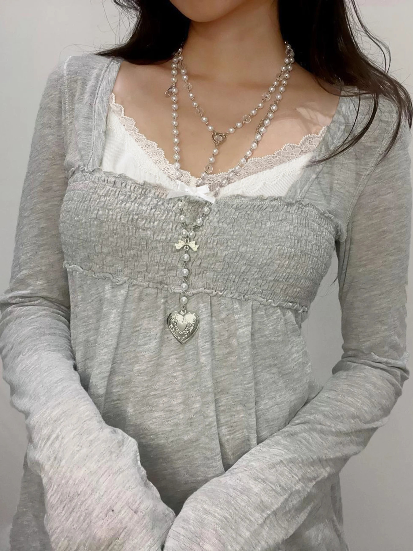 Cuteandpsycho Lace Patchwork Square Collar Sweet TShirts Y2K Aesthetic Fashion Long Sleeved Tops Vintage Harajuku Women Outfits 250513