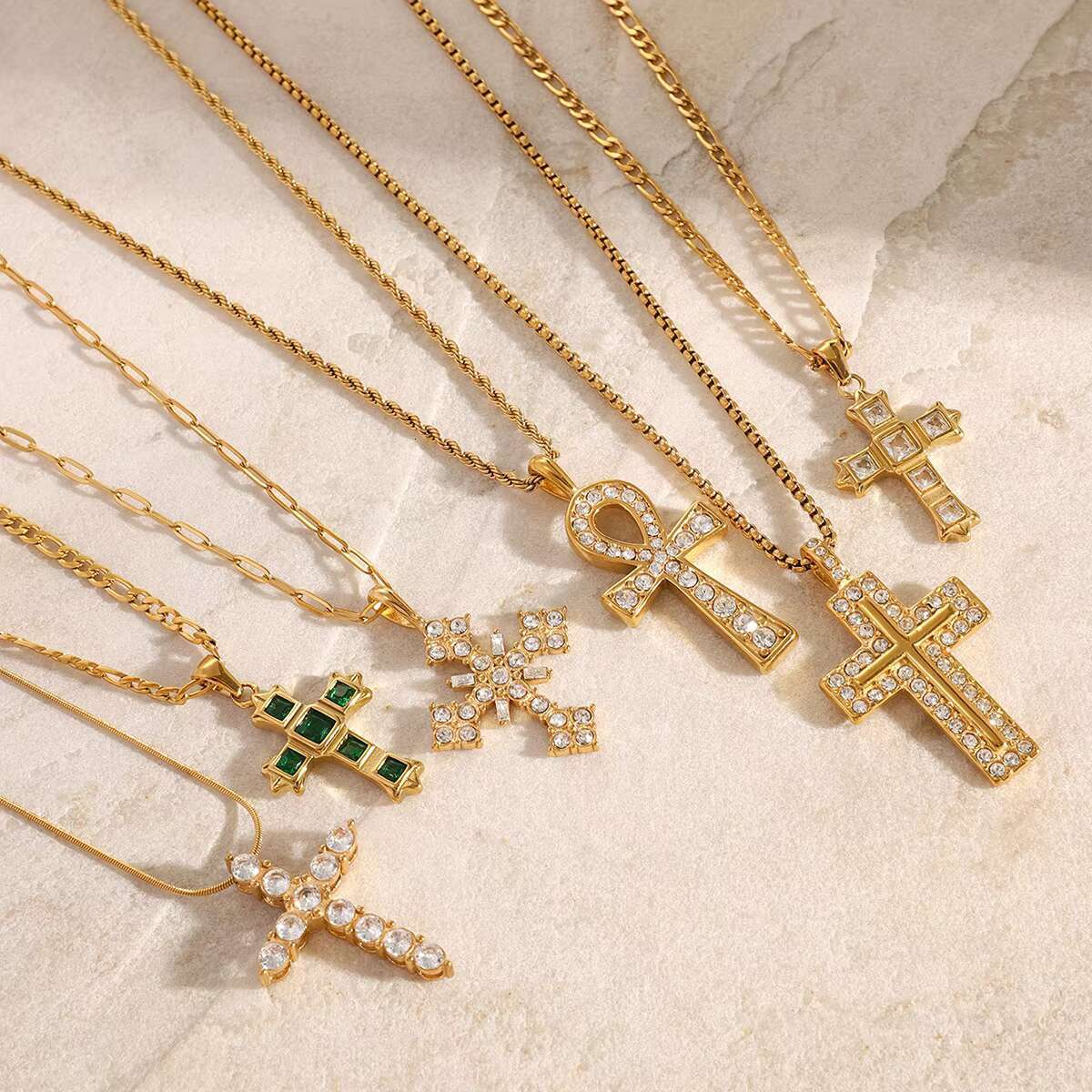 New Fashion Accessories Gold Plated Stainless Steel Declaration Cross Zircon Copper Pendant Women's Necklace