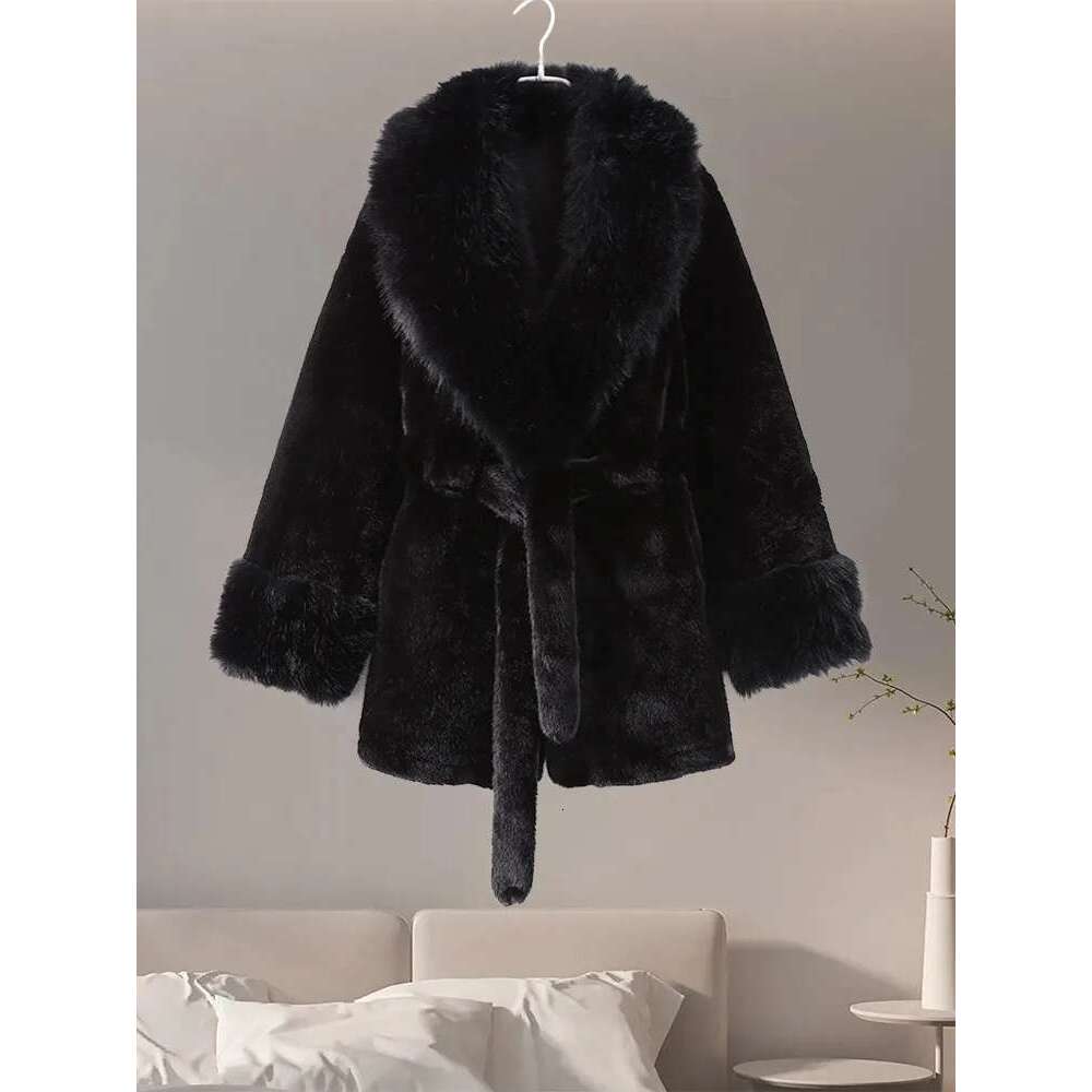 Chic Women Faux Furs Collar Long Sleeve Oversize With Belt Female Fur Jackets 2024 Winter Fashion Lady Coats