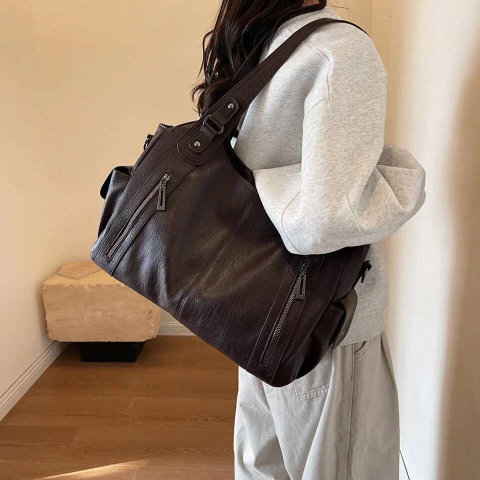 One Shoulder Bag New Solid Zipper Dual Main Pockets High Capacity Handbag For Women Sewing Thread PU Fashion Ladies Shoulder Bag KQ