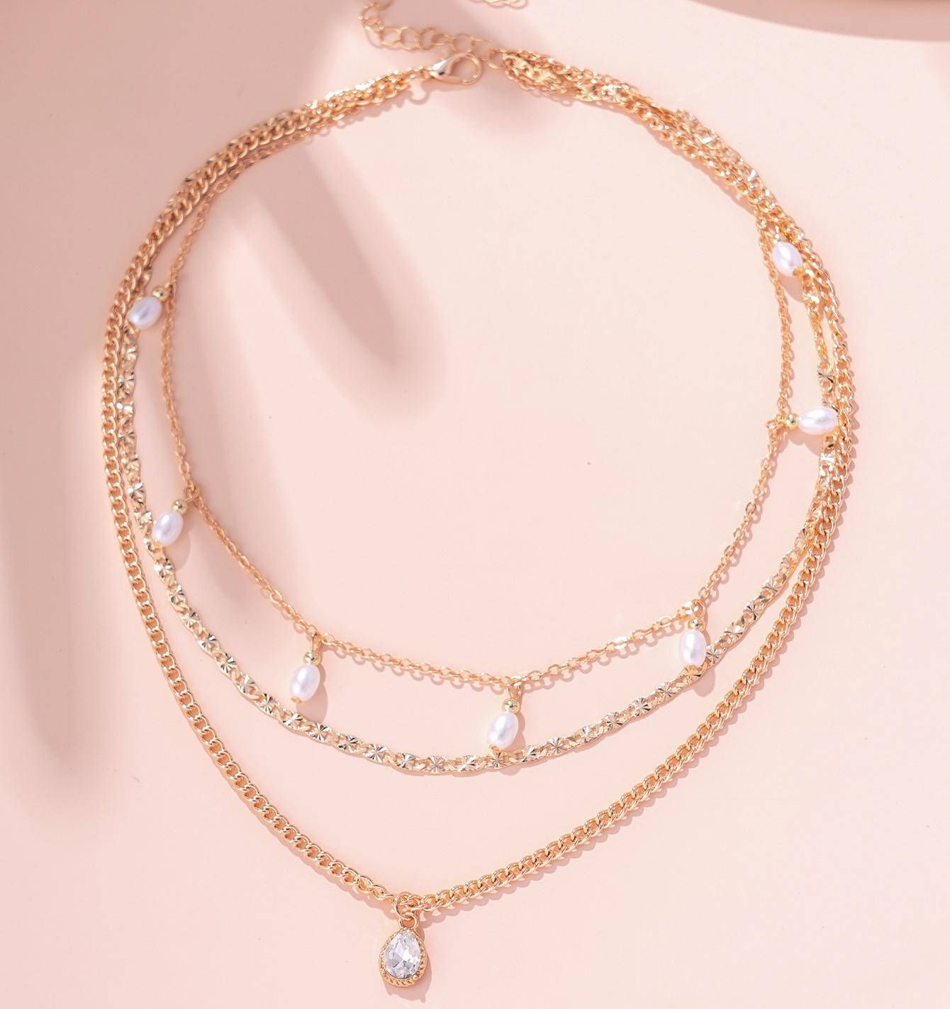 Trendy Multi-Layered Necklace with Faux Pearl and Water Drop Pendant, Fashionable Gold Choker for Women