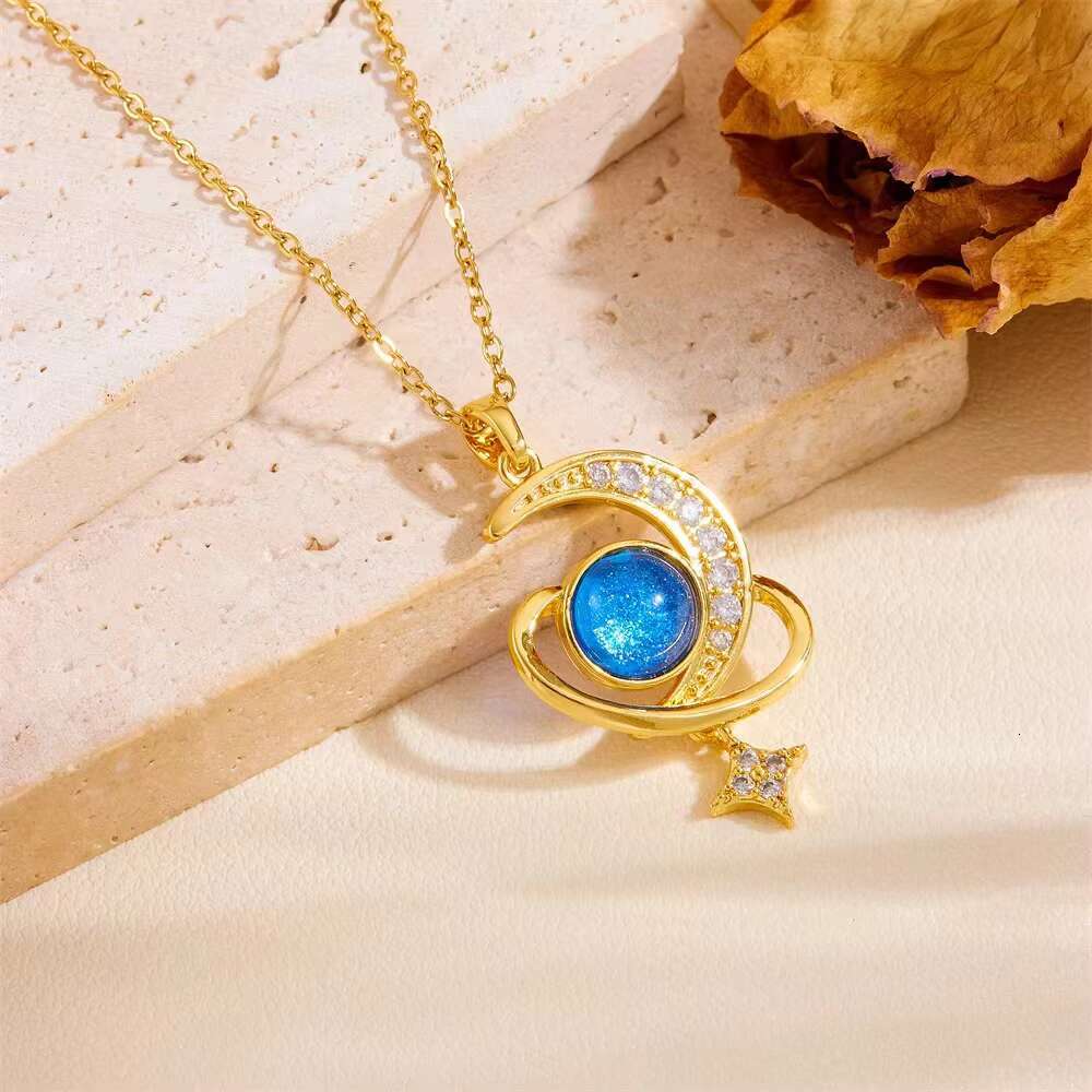 Trendy Fashion Made in China Stainless Steel Gold Saturn Pendant Necklace Accessories for Women