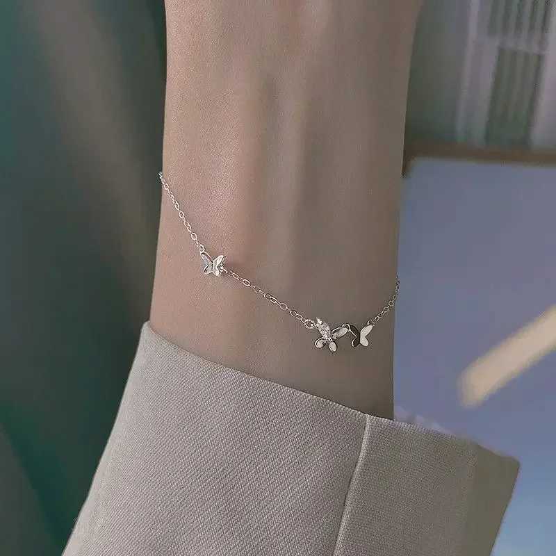 925 Sterling Silver Diamond-Studded Butterfly Bracelet Womens Fashion Jewelry Temperament Flower Adjustable Bracelet XJ250707