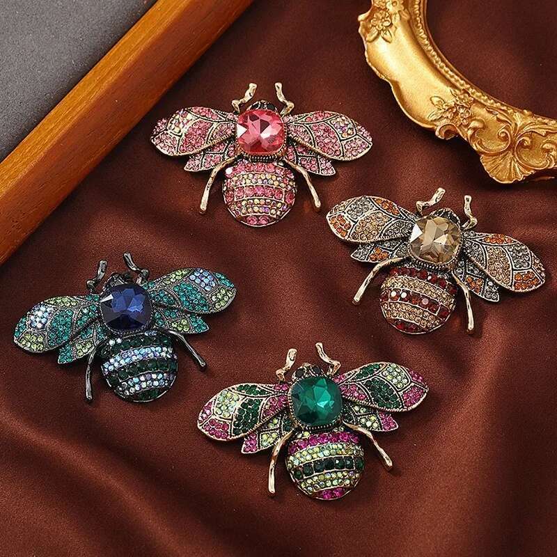 1Pcs Crystal Bee Badges Pins For Women Men Fashion Unisex Clothing Insect Series Classic Brooches Corsage Lapel Pin