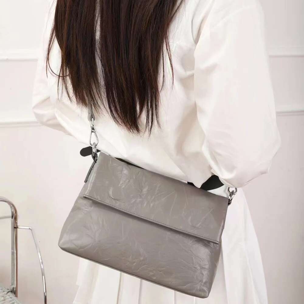 Classic Vintage Waxed Creases Genuine Cow Leather Fold Over Shoulder Bag Office Lady Quality Cowhide Clutch Handbag W 2 Straps