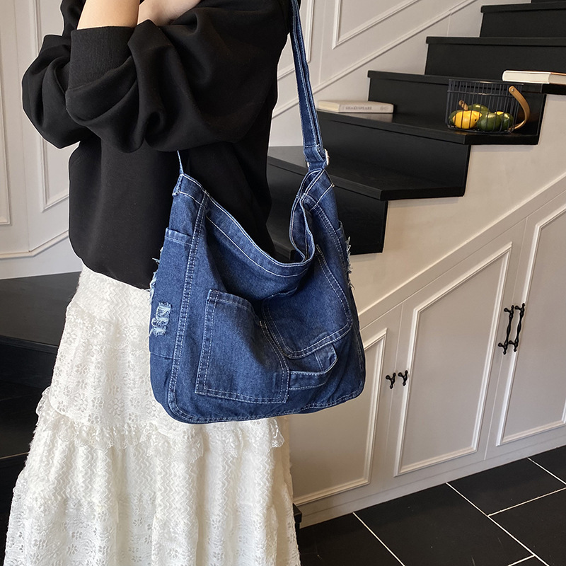 Casual denim tote women's 2025 summer new trend large capacity fashionable casual underarm bag