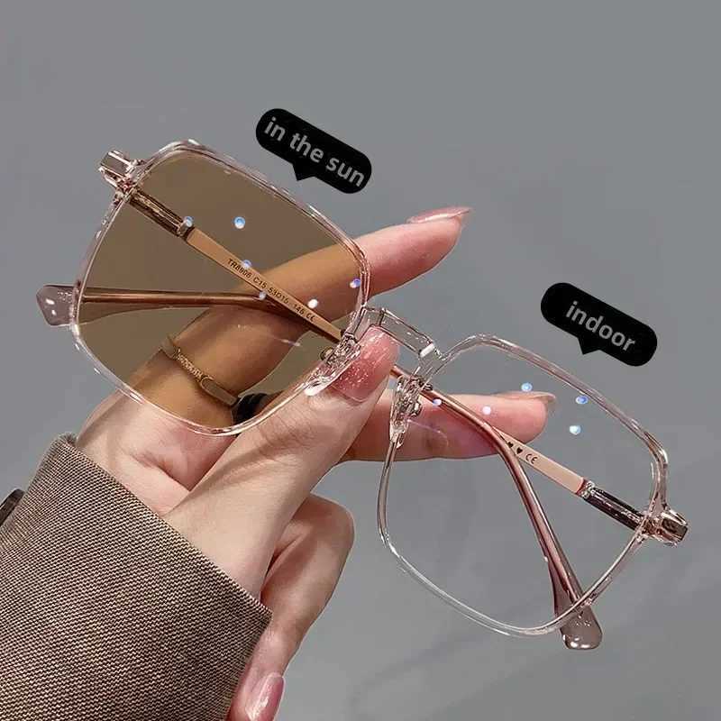 Square Women Short-sighted Eyeglasses Anti Blue Light Photochromic Myopia Glasses Ultra Light Large Frame Finished Myopic Lens W250513