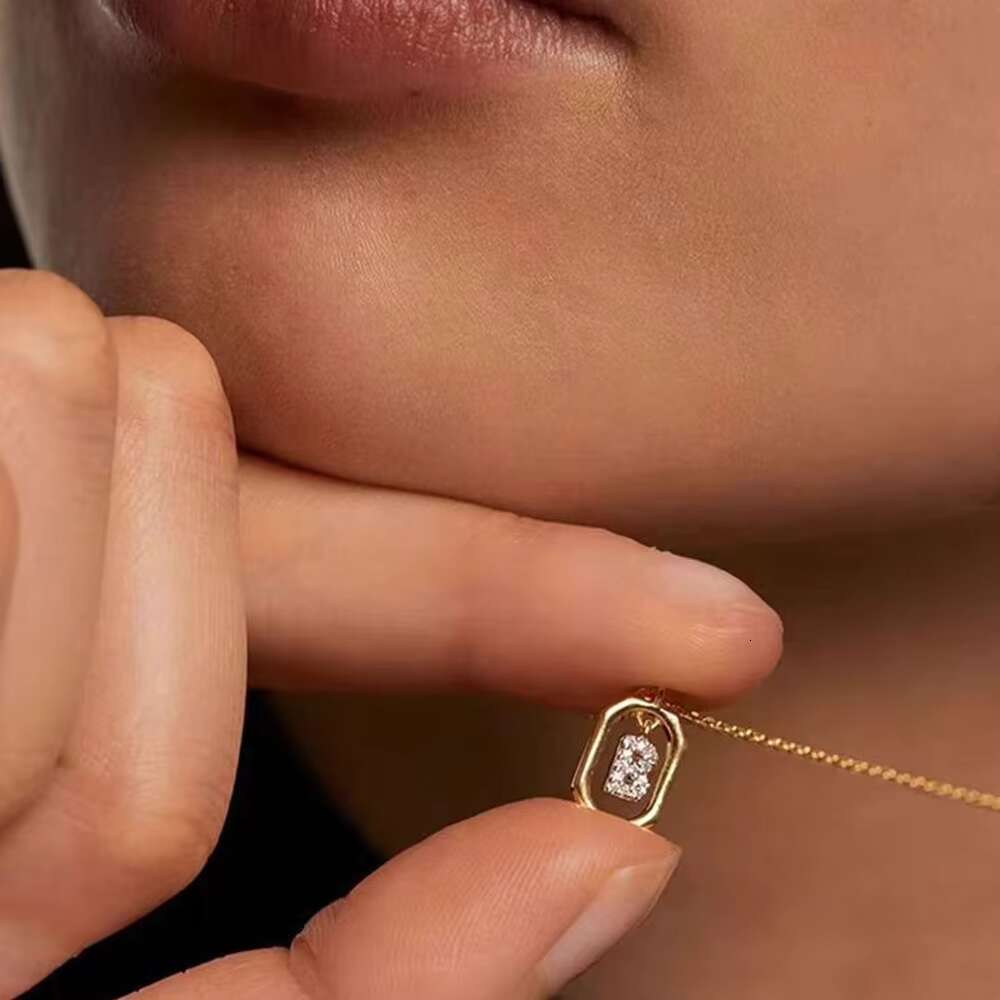Gold plated cubic zirconia jewelry, pure sier first letter pendant necklace