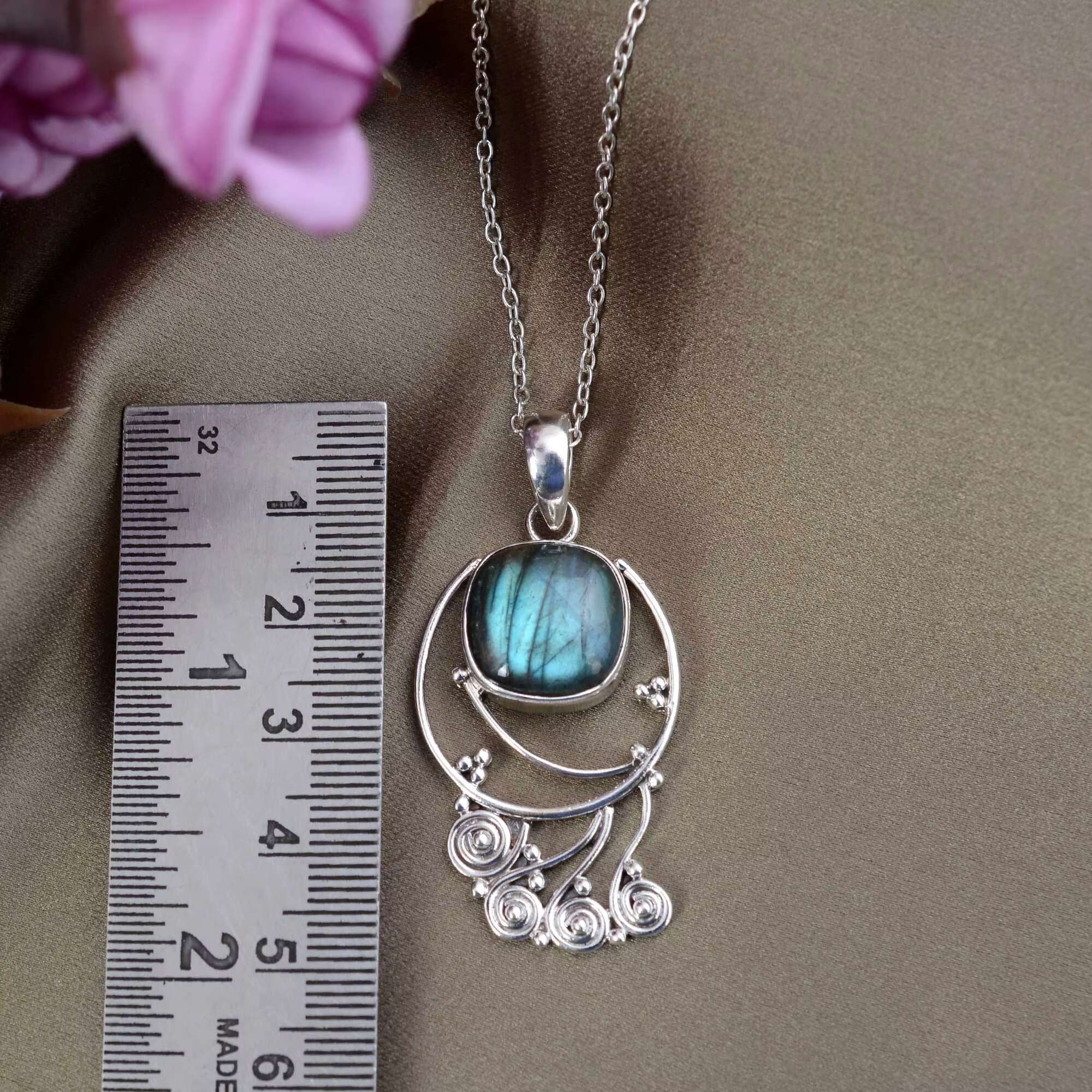 Shining fashion S pure sier natural Labrador geometric pendant necklace for women's accessories