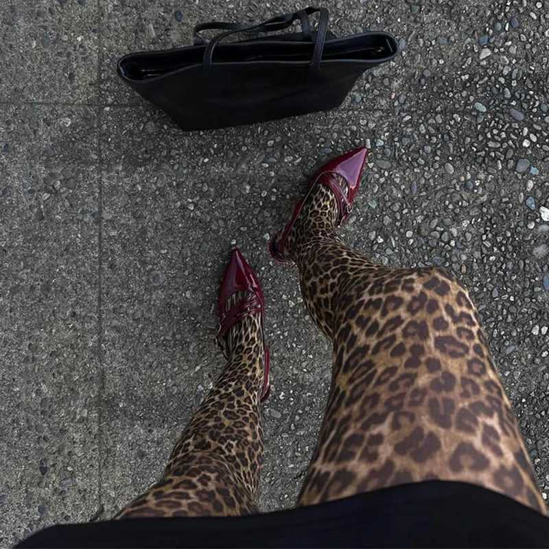 Ladies Sexy Leopard Print Stockings Fashion Ultra-thin Jacquard Weave Shaping Bottom Socks Breathable High-quality Slim Tights S25513