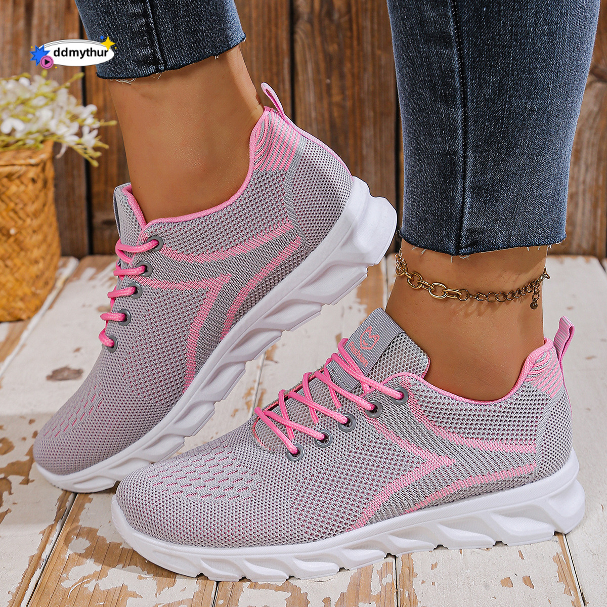 Shoes for women in summer, breathable, soft soled, middle-aged mom's cloth shoes, plus size women's shoes ddmythur