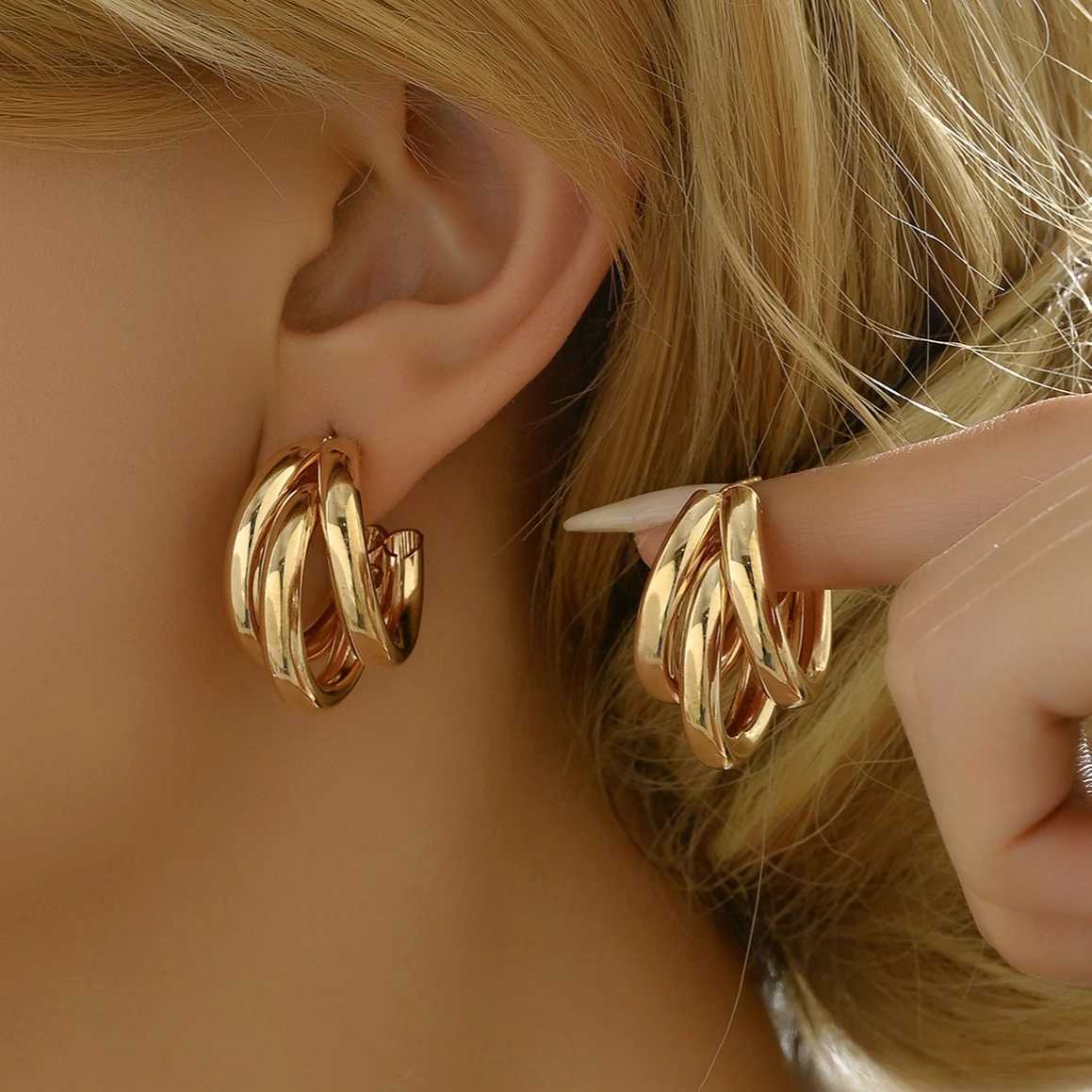 Stainless Steel Smooth Metal Chunky Hoop Earrings for Women Fashion Round Circle Hoops Statement Earrings 2024 Trendy Jewelry Y250510