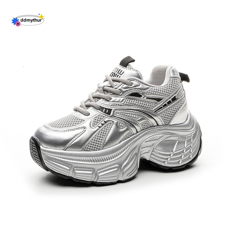 Dad's 2025 new height increase, small stature, spring thick sole, anti slip, fashionable and versatile sports shoes for women ddmythur