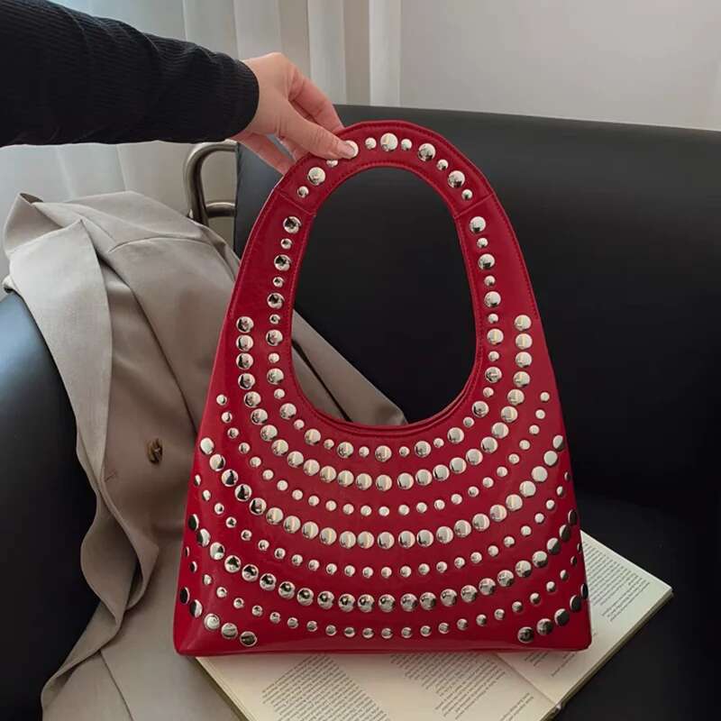 Heavy Tide U-Shaped Underarm Punk Style Fashion Women Casual Personality Cool Polka Rivet Portable Bucket Bag