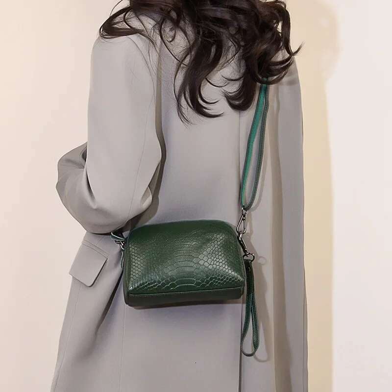 Cross Border Crossbody 2024 New Single Shoulder Small Bag Fashion Cow Leather Women's Handbag Trend