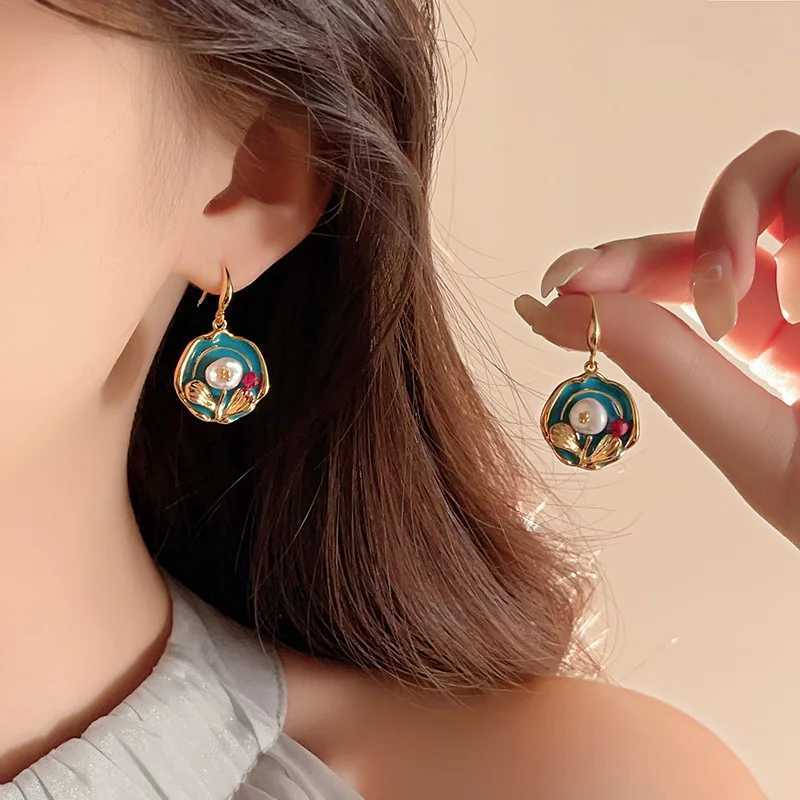 Vintage Oil Painting Style Flower Earrings Fashion Imitations Pearl Geometric Drop Earrings High-End Wedding Jewelry Accessories Y250510