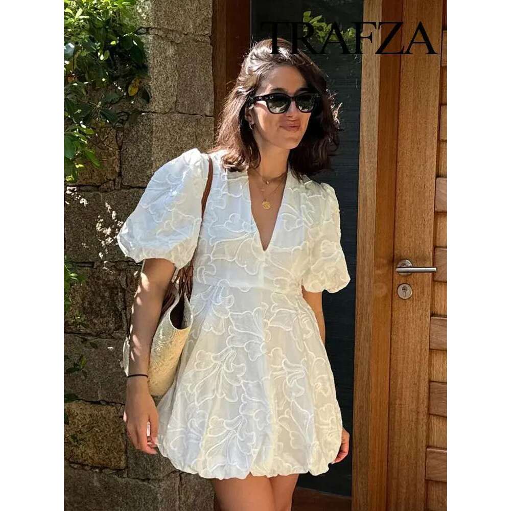 TRAFZA Elegant Women's Chic V-Neck Pleated Mini Summer Solid Color Embroidery Printed Short Sleeve Dress for Women