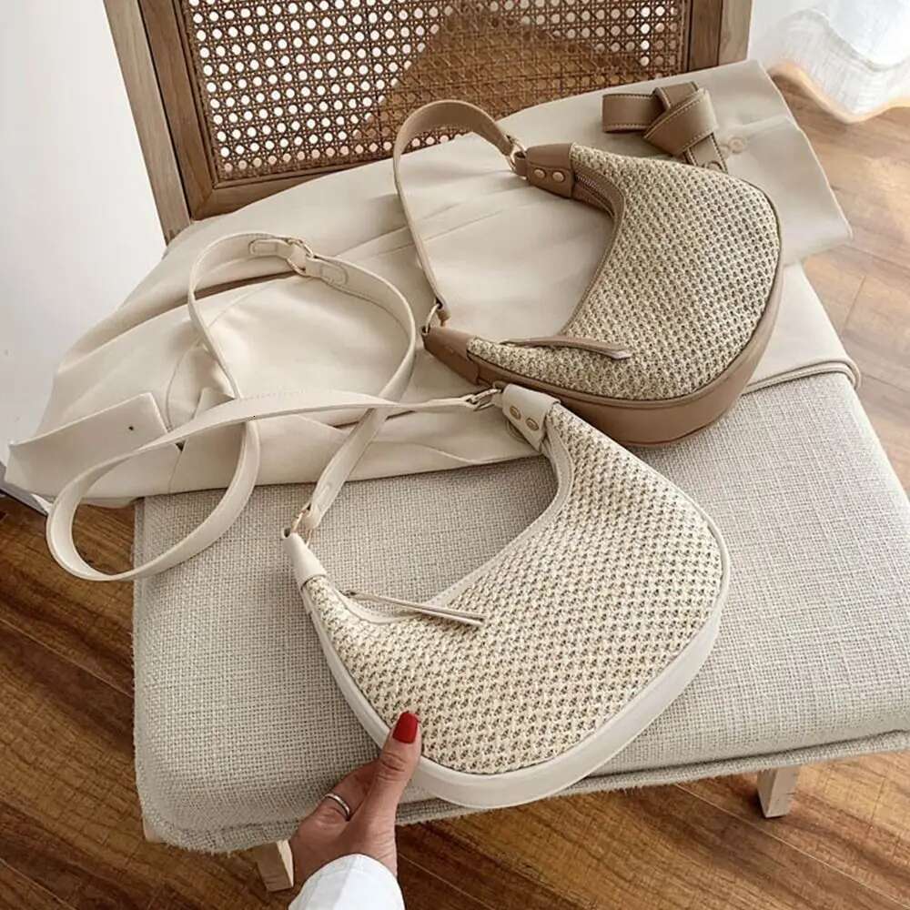 Casual Summer Woven Straw Designer Bohemian Single Shoulder Leisure Vacation Crossbody Hobo Bag Ladies/Girls