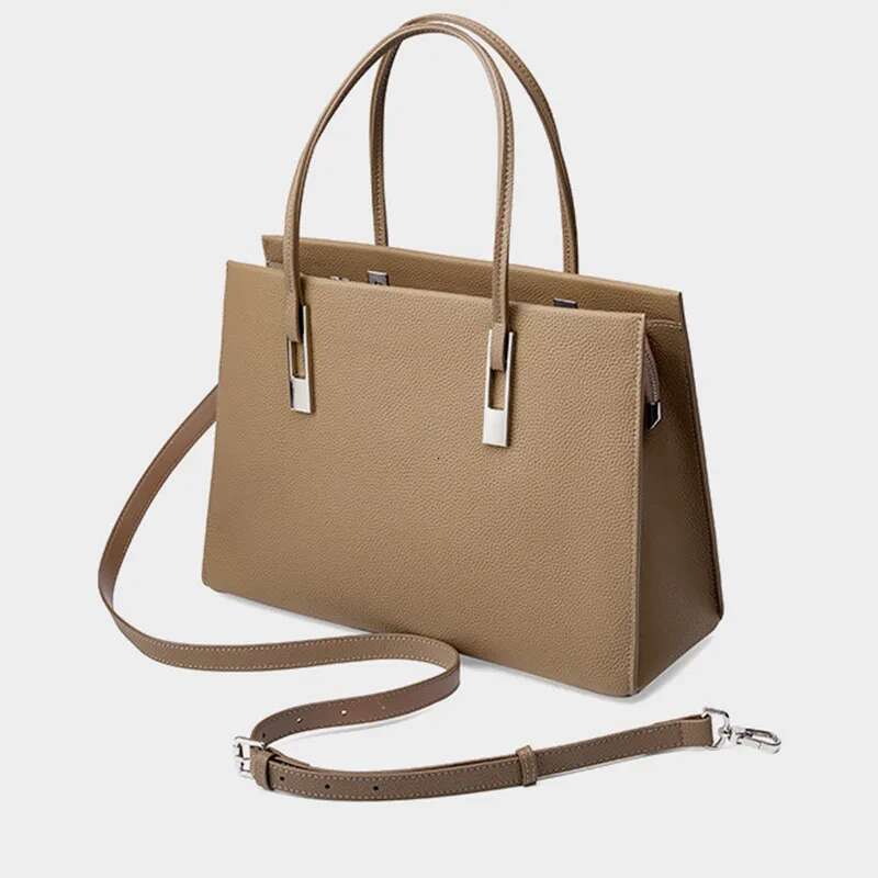 2025 Trendy Real Genuine Leather Tote Bags Designer Women's Elegant Handbags New Fashion Cowhide Shoulder Bag