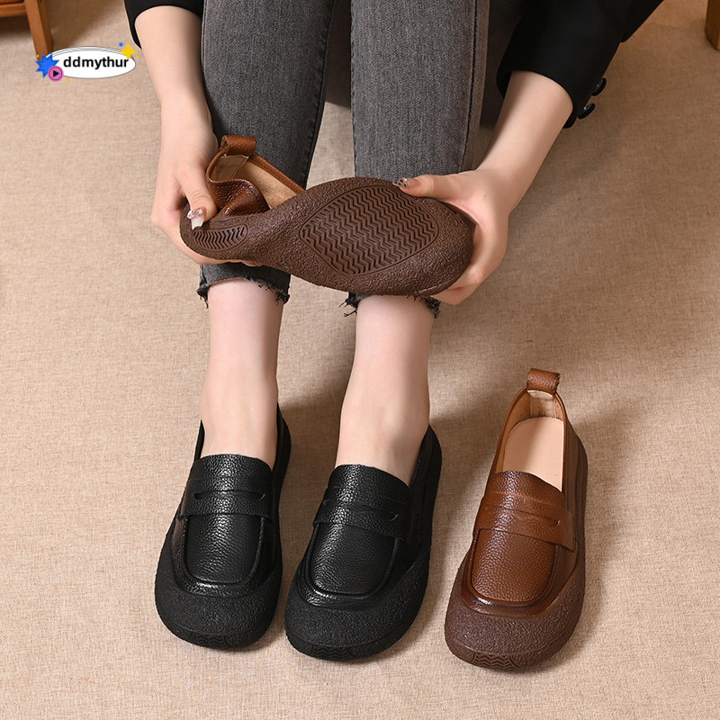Spring women's 2025 new one foot kick big toe layer cowhide flat bottom mother's thick sole casual shoes for women ddmythur