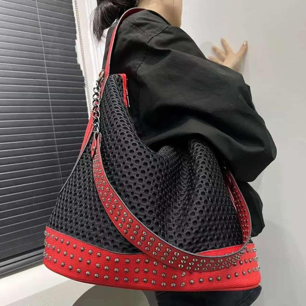 Designer Bag 2025 Ladies' Fashion Y2k Spicy Girl Large Capacity Retro Rivet Splicing Diagonal Cross Shoulder Bag Luxury Bag