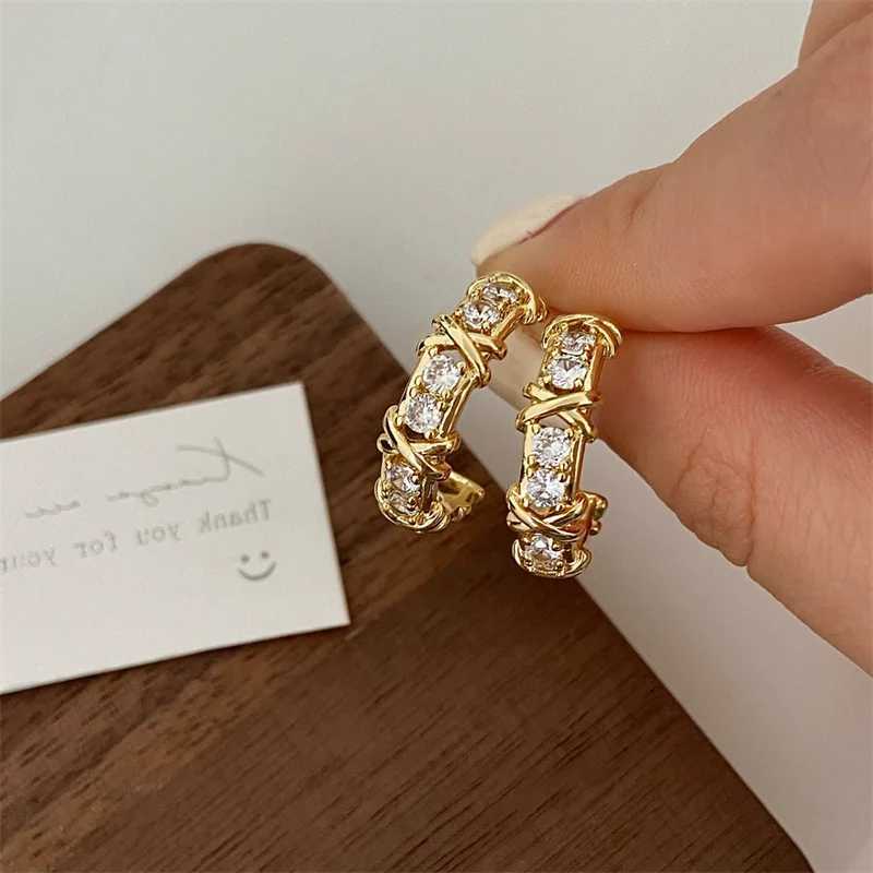 Vintage CC Design Stud Earrings for Women Korean Fashion X Cross Zircon Earring Engagement Jewelry Gifts Wholesale Y250510