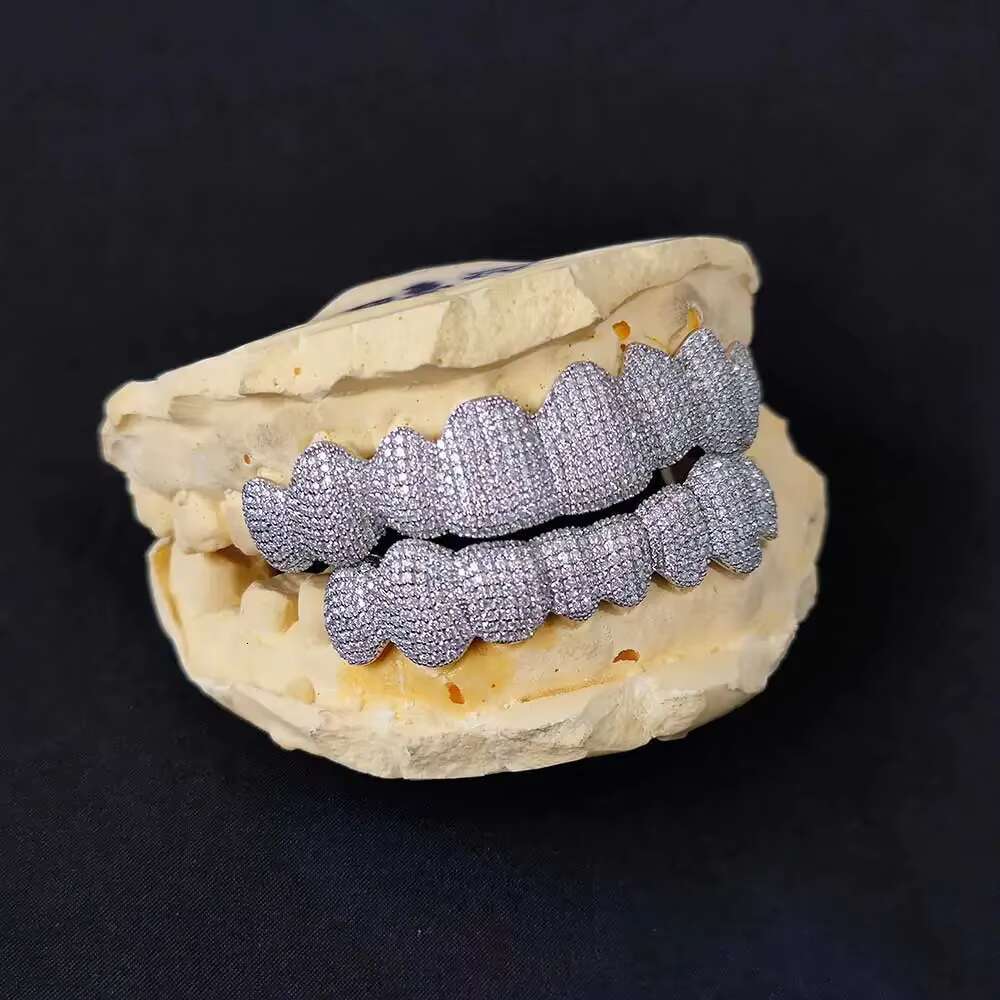 VVS Moissanite Diamond Custom Grillz Jewelry Hip Hop Iced Moissanite Grill Teeth Grill Sterling Silver Diamond Grills for Men