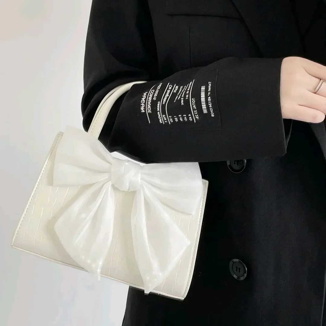 Fi Womens Cluh Purse Handbags Summer Pink Bowknot Female Underarm Bags Sweet Girls Small Square Shoulder Messenger Bag XJ250605