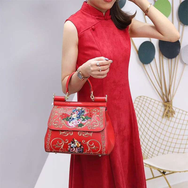 Designer Bag 2025 Brand Embroidered Handbag Chinese Style Design Women's Crossbody Shoulder Bag Exquisite Elegant Mother's Gift Luxury Bag
