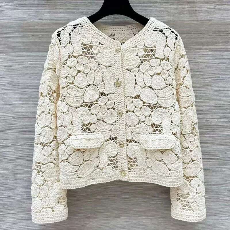 New Autumn Winter Knitted Cardigan Coats High Quality Women Crochet Knitting Long Sleeve Casual Beige Sweater Cardigans Top