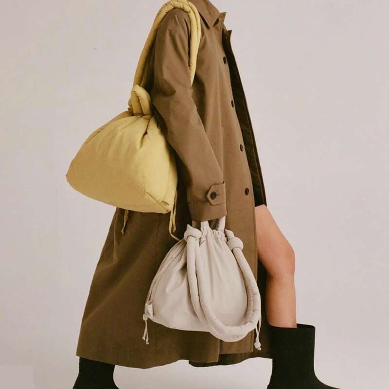 One Shoulder Bag Casual Nylon Padded Tote Bag Soft Puffer Women Shoulder Crossbody Bags Simple Vintage Large Capacity Handbags KQ