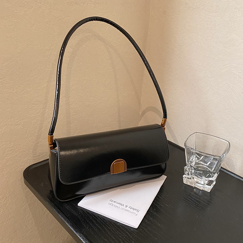 Spring niche women's bag, fashion sense, small square casual new style, versatile underarm trend 2025