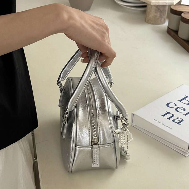 Women's Handbag Sier Pu Crossbody Bowling Classic Solid Color Versatile Casual Boston Commuting Bag
