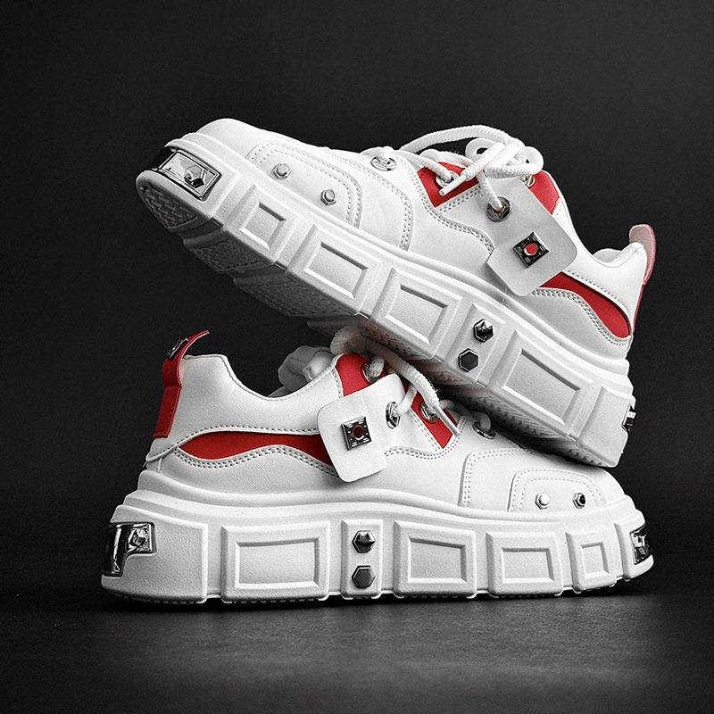 Designer 2025 new men's shoes niche design bread shoes men's casual punk style skateboard shoes cross-border plus size board shoes men