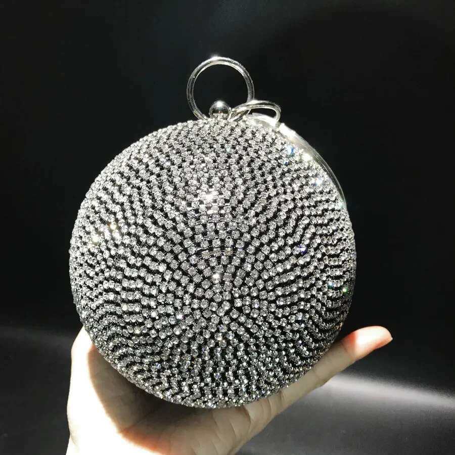 Designer Bag 2025 2025 Round Ball Dia Studded Party Dinner Cute Hand-Held Diagonal Chain Socialite Dress Full Of Dias Women's Bag Luxury Bag