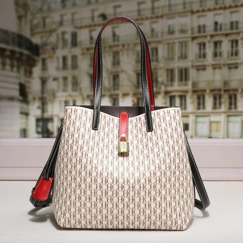 CH Premium Versatile Leather Crossbody Large Capacity Daily Commuter Tote Bag Letter Print Design Ladies Fashion