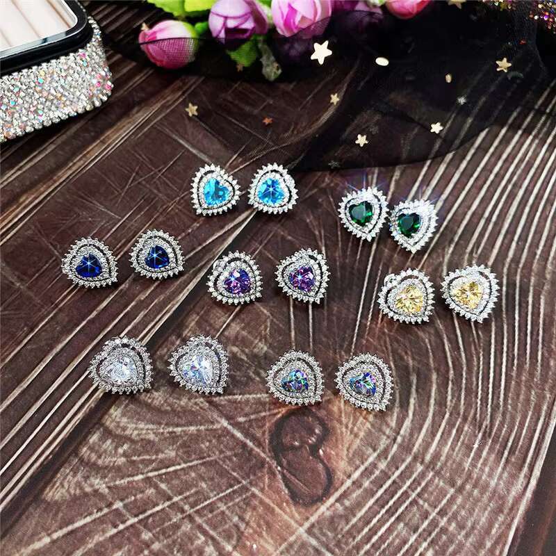Moissanite Jewelry VVS Earrings Heart Shaped Brilliant Cut Hip Hop Copper Inlaid Zircon High Quality Earrings Fine Stud Earrings