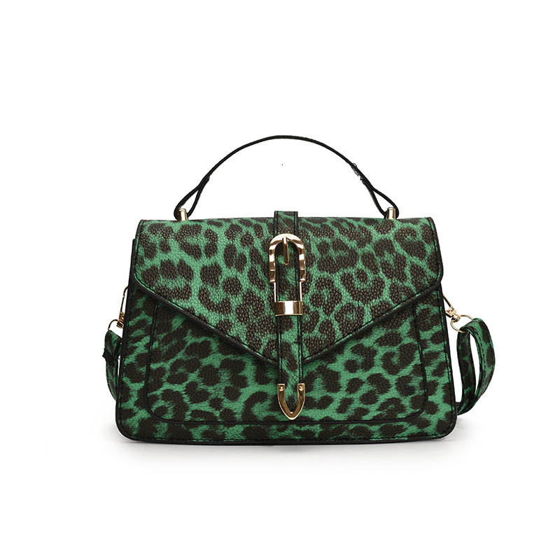 Personalized leopard print small square 2025 summer new fashionable and simple handbag, stylish single shoulder crossbody bag