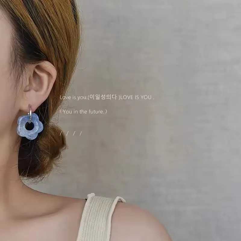 2025 New Multicolor Transparent Acrylic Resin Marbling Flower Drop Earrings for Women Gold Color Ear Buckle Fashion Jewelry Y250510