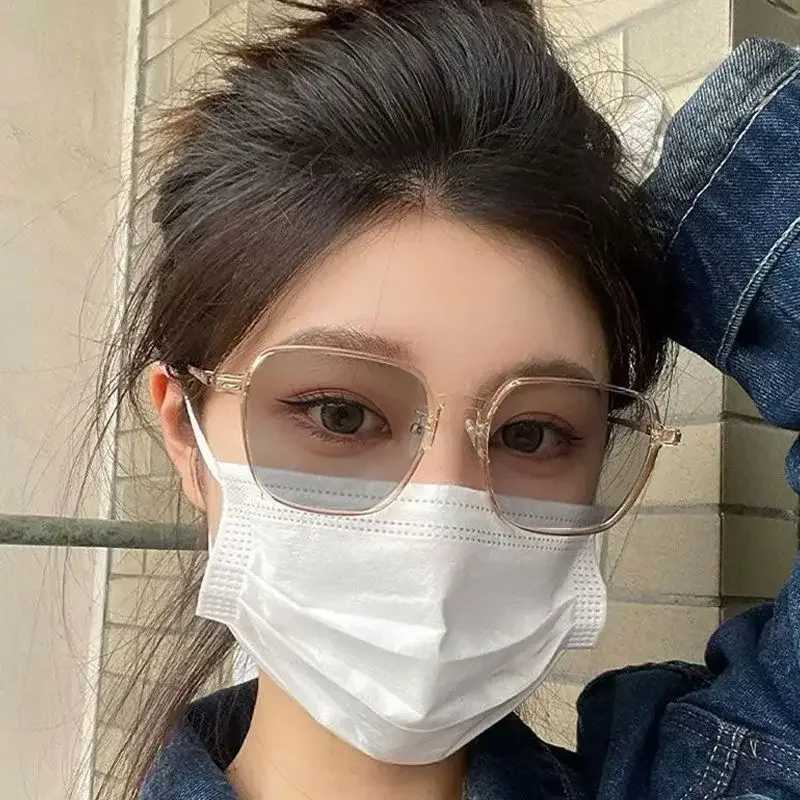 Womens Trendy Photochromic Myopia Glasses Outdoor Color Changing Sunglasses Luxury Square Short-sighted Minus Diopter Eyewear W250513