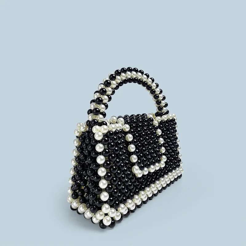 European And American Style Niche Design, High-End Texture, Pure Handmade Bead Color Blocked Flip Handbag