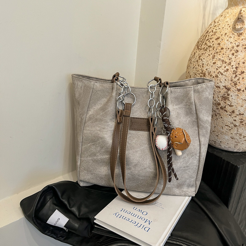 Free Delivery Designer Bag Denim Large Capacity Commuting Shoulder 2025 Winter New Versatile Ins This Year's Popular Casual Tote Luxury Bag