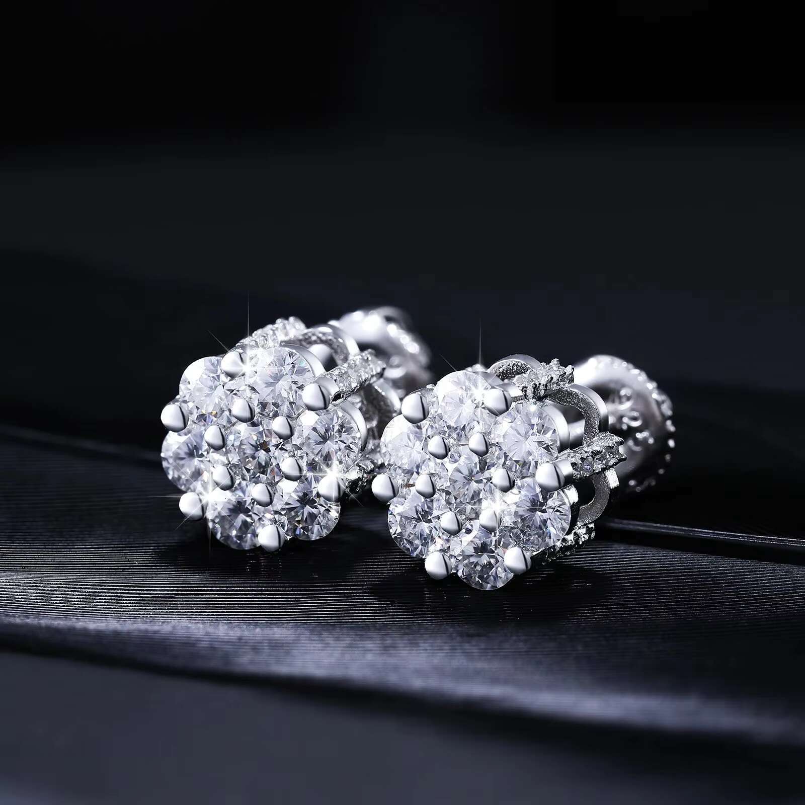 925 Sterling Silver Rock Hip Hop Iced Out Stud Earring For Men Male Ice Stud Moissanite Piercing Ear Accessories Hip Hop Trendy