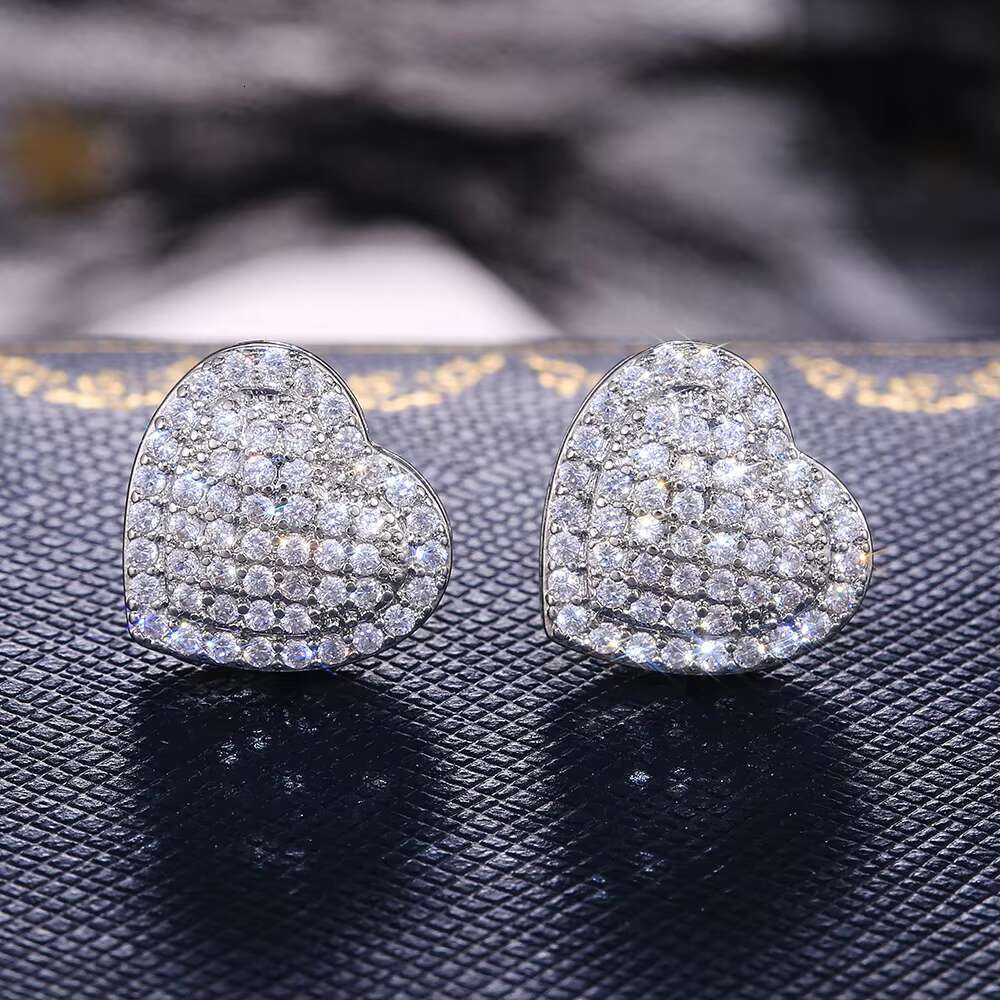 Moissanite Jewelry VVS Earrings Heart Shaped Brilliant Cut Hip Hop Copper Inlaid Zircon High Quality Earrings Fine Stud Earrings
