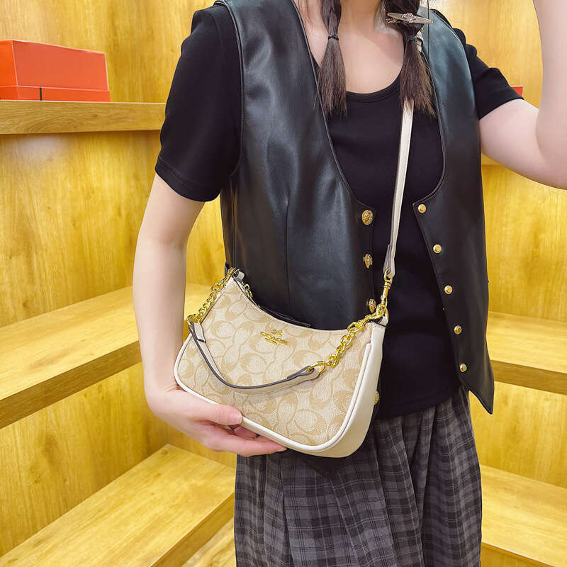 2025 autumn and winter new popular small for women, internet famous armpit printed crossbody bags, versatile shoulder bags