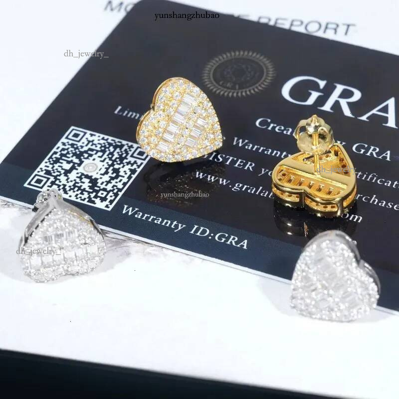 Yellow White Gold Plated Sterg Sier VVS Baguette Moissanite Heart Earrings Studs Nice Gift for Men Women