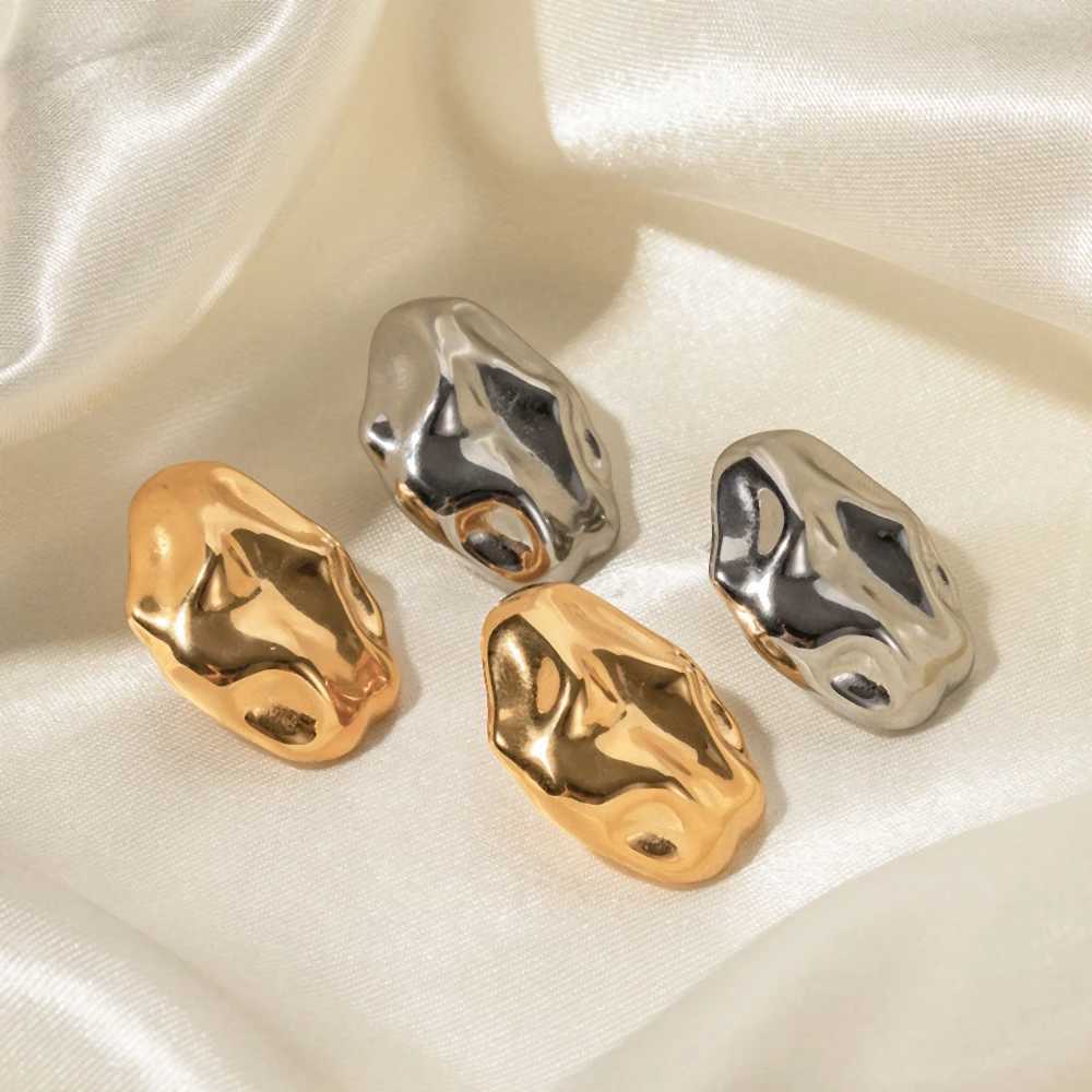 Vintage Gold Plated Chunky Irregular Hammered Clip on Earrings for Women Minimalist Geometric Non Pierced Earrings Party Gift Y250510