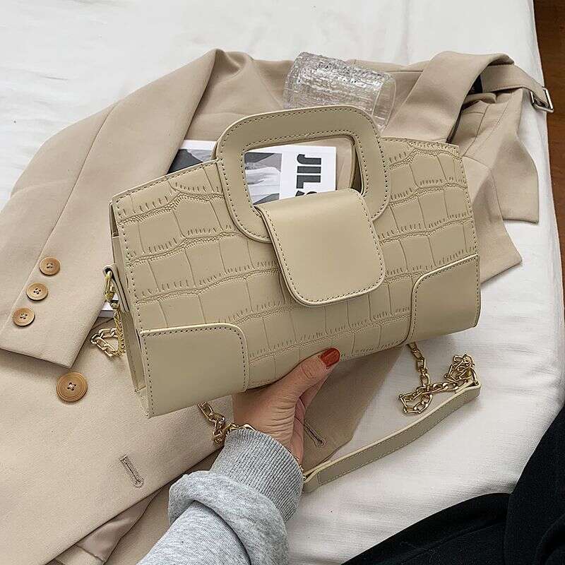 leather niche design women's 2025 trendy chain crossbody bag versatile ins handheld small square bag