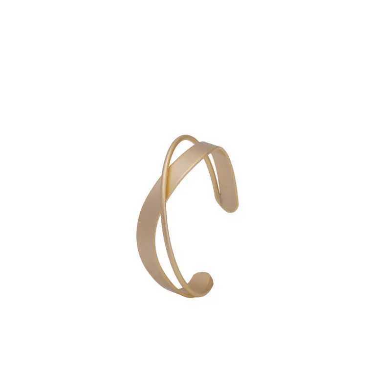 Stainless Steel Adjustable New Design Gold Plated Mobius Bracelet Luxury Gifts for Women Jewelry Gift XJ250707